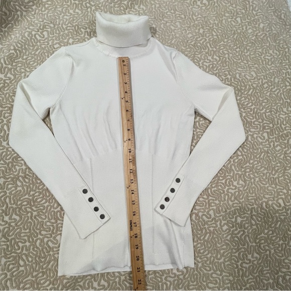 White House Black Market White Turtleneck Sweater - Picture 11 of 15